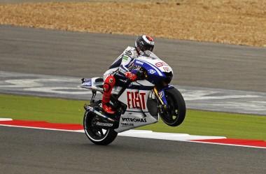 9 Manobras Incríveis de Motos que você vai se admirar!