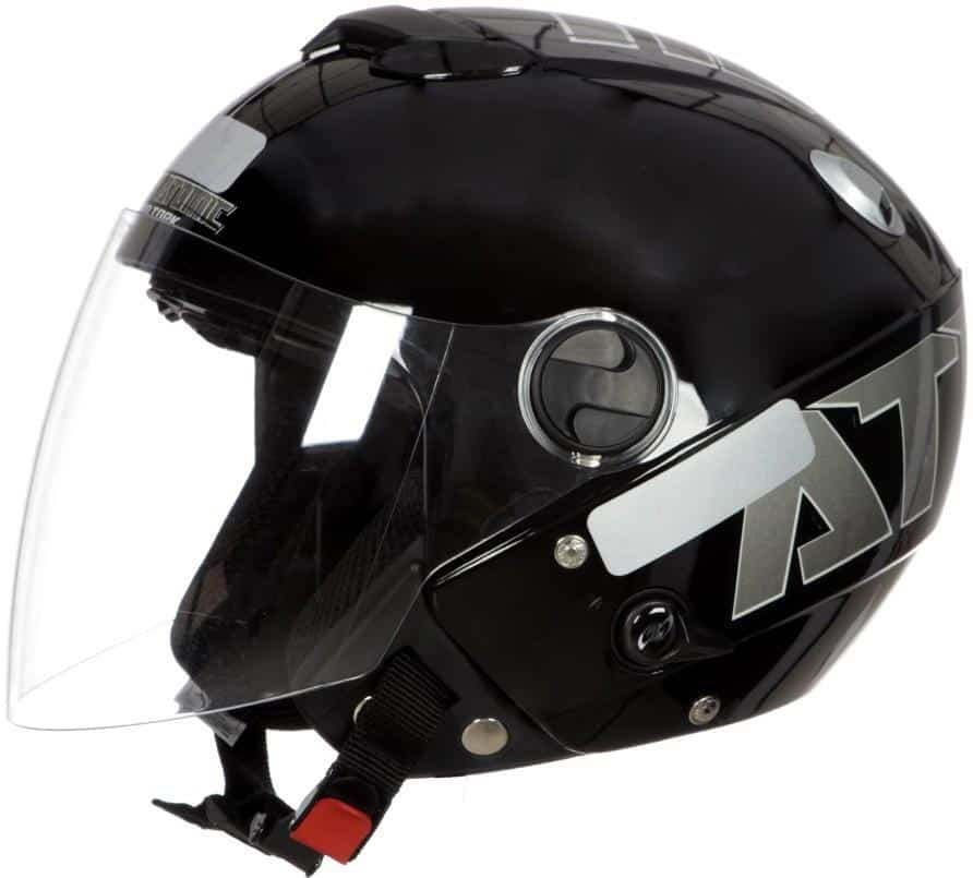 Capacete aberto com viseira é permitido