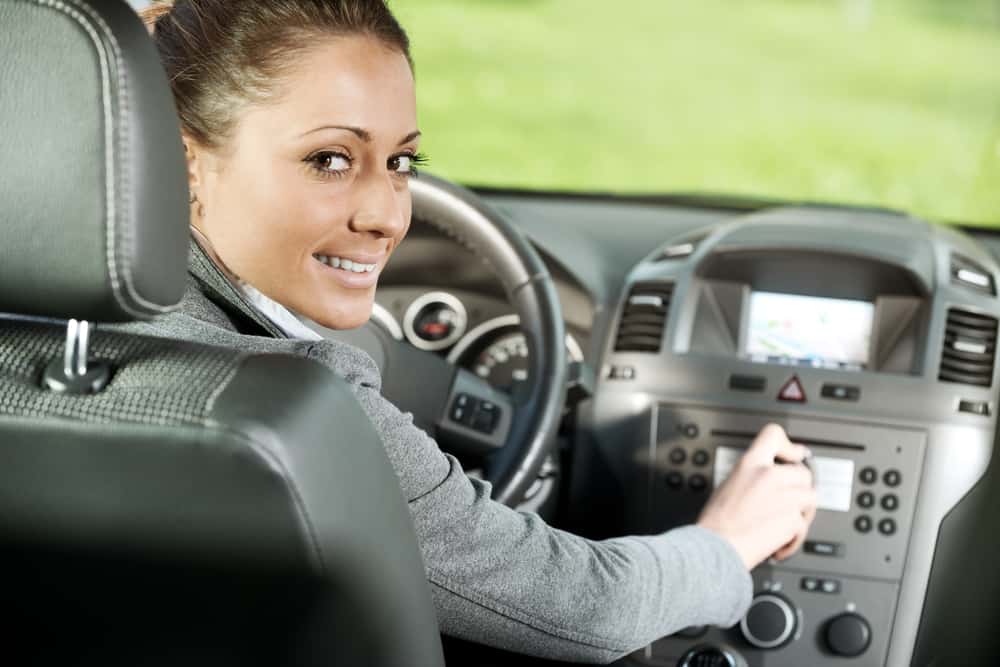 som automotivo volume adequado