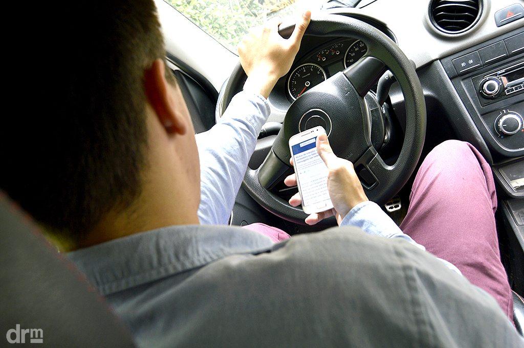 Multa por falar ao celular e o valor da multa gravíssima