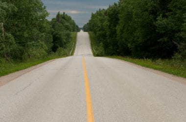 Parar na pista de rolamento das rodovias