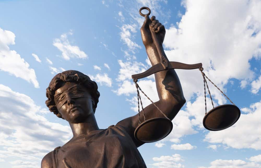 bombom de licor justiça
