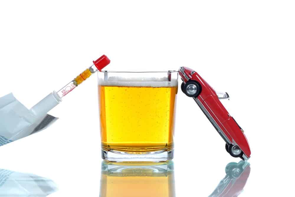 bombom de licor e bafômetro