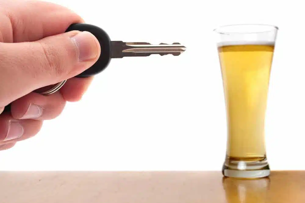 Quantas cervejas dá 0,33 no bafômetro?