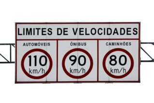 Qual a Velocidade Máxima Permitida Numa Via?