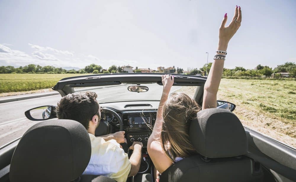 Tipos de carro para viagem: qual é o ideal para seu passeio