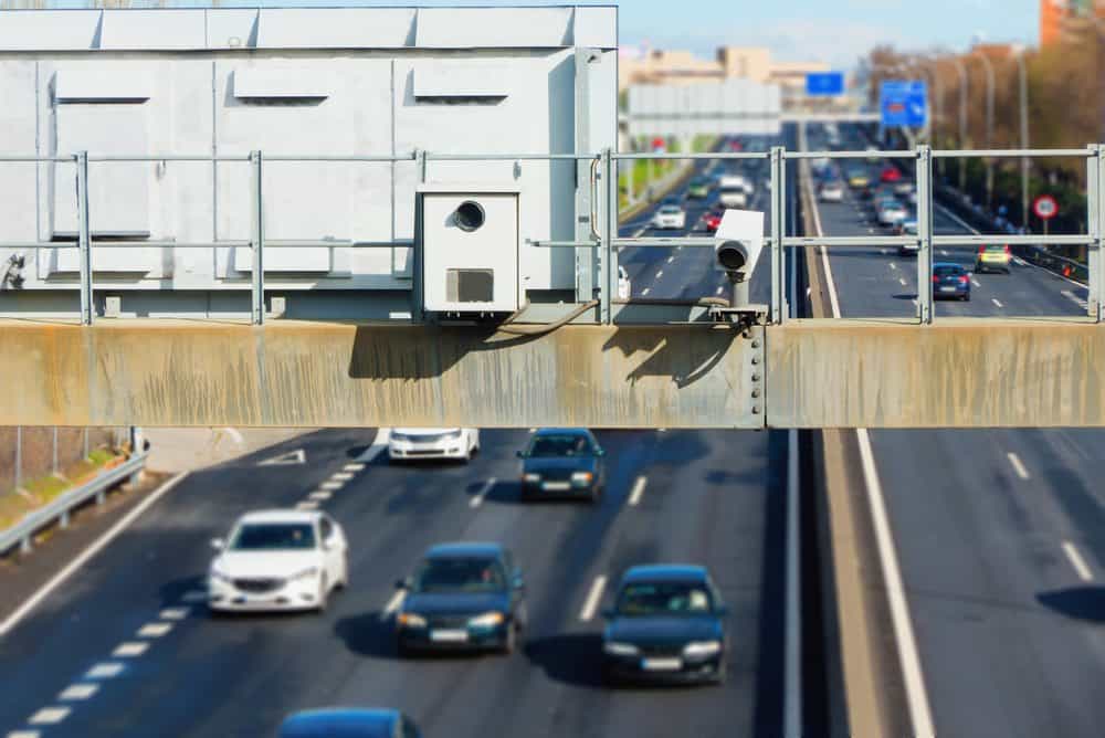 suspensao do direito de dirigir por excesso de velocidade comece agora sua defesa