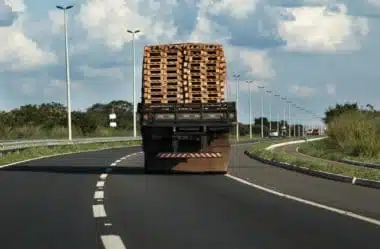 Como recorrer de multa por excesso de peso por eixo