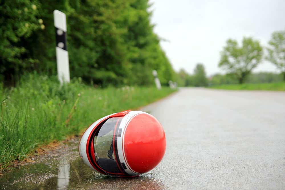 Se seu capacete já sofreu algum impacto, é importante pensar em trocá-lo