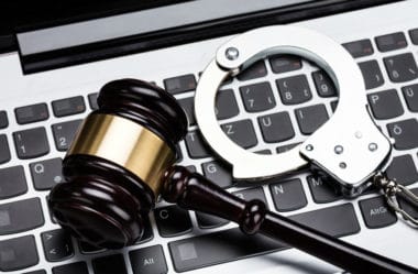 Falsa Identificação de Condutor: Assumir Pontos na CNH é Crime?